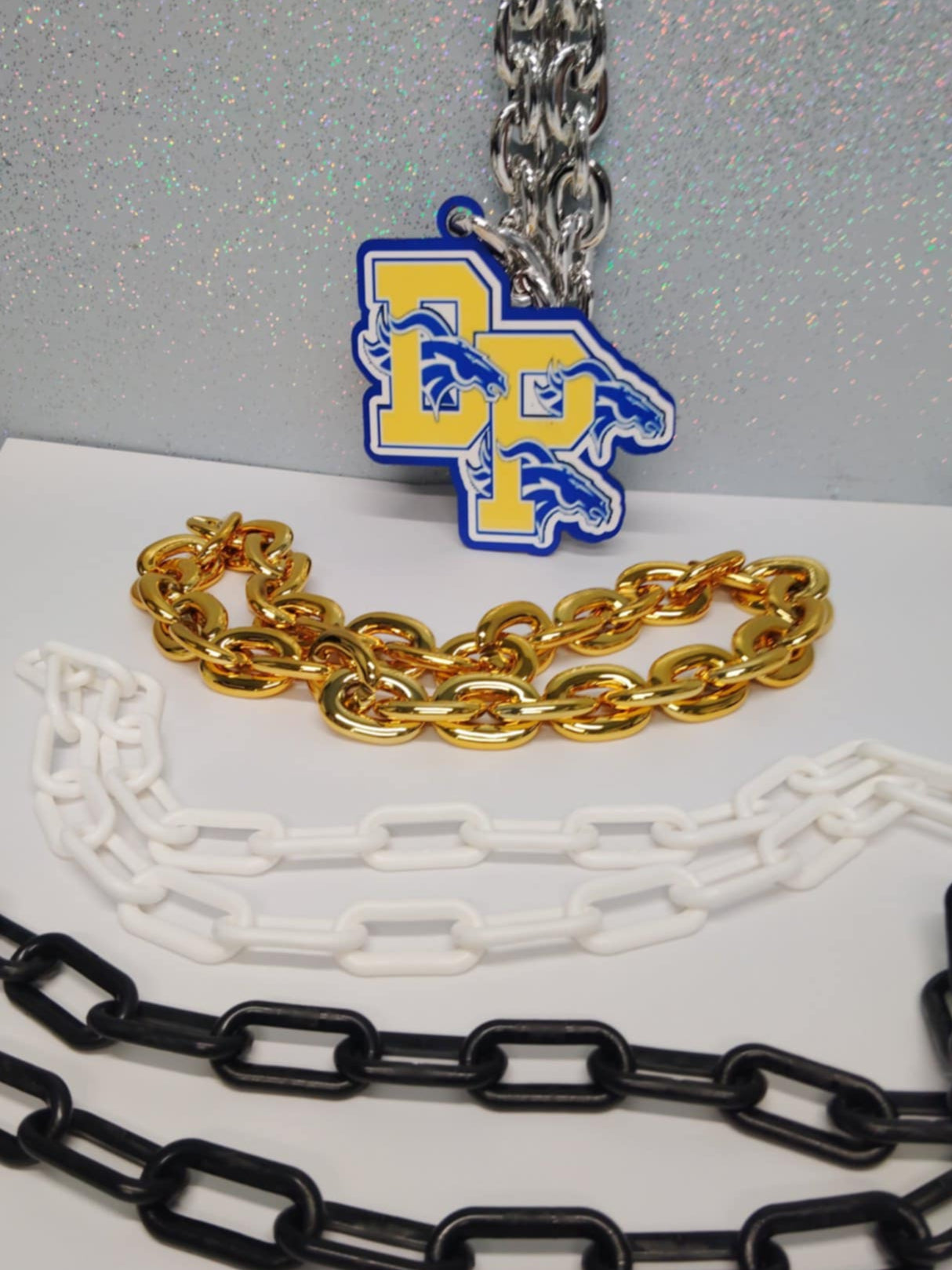 Necklace with Medallions Full Color ACRYLIC